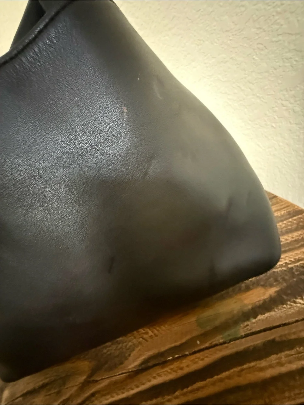 Vintage Coach Ergo Zip Hobo 9058 | Black Glove-Tanned Leather | (2000)
